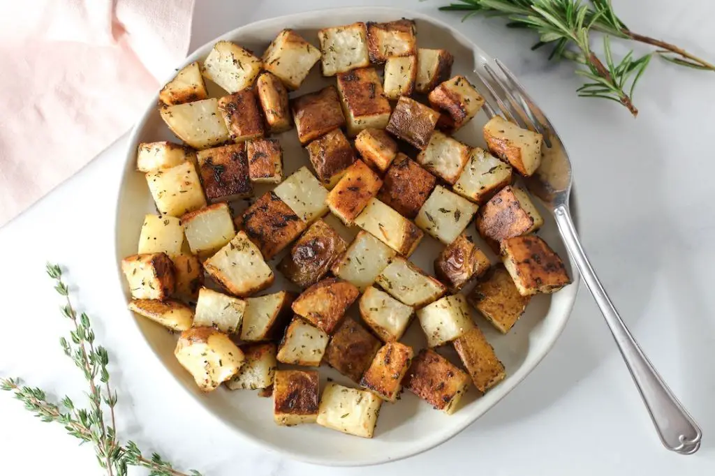 Roasted Batata Cubes with Thyme