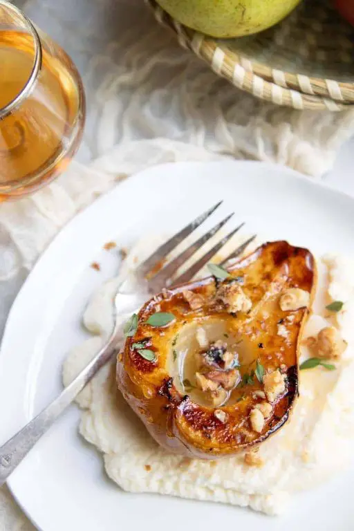 Roasted Bosc Pears with Honey and Thyme