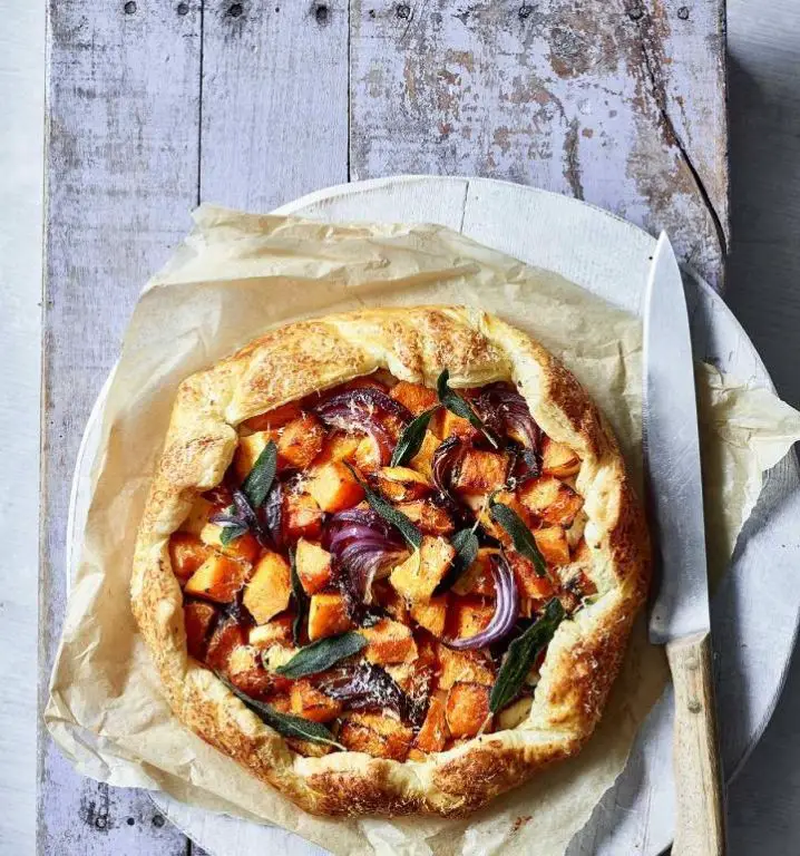Roasted Butternut Squash and Sage Pie