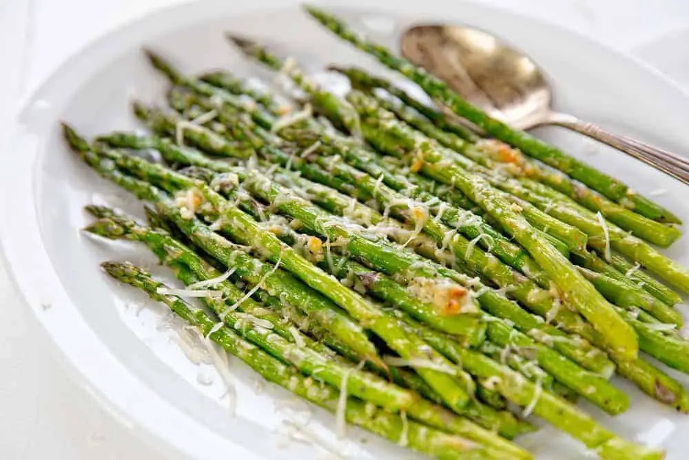 Roasted Garlic Parmesan Asparagus
