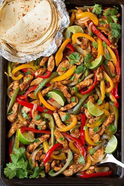 Roasted Red Pepper Chicken Fajitas