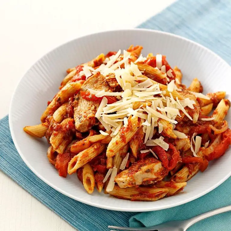 Roasted Red Pepper Chicken and Penne Pasta