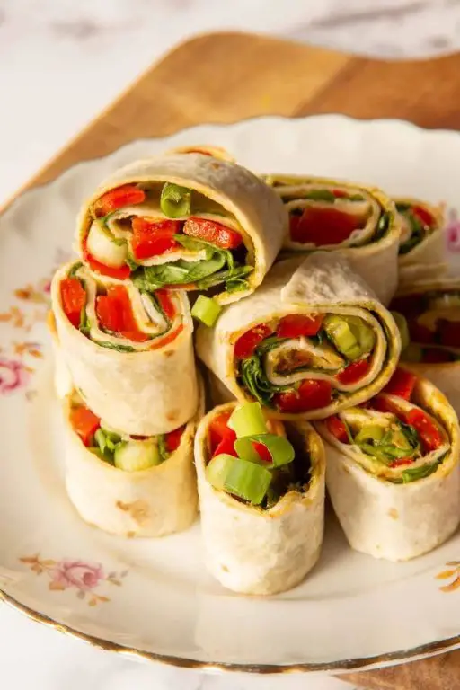 Roasted Red Pepper and Pesto Pinwheels