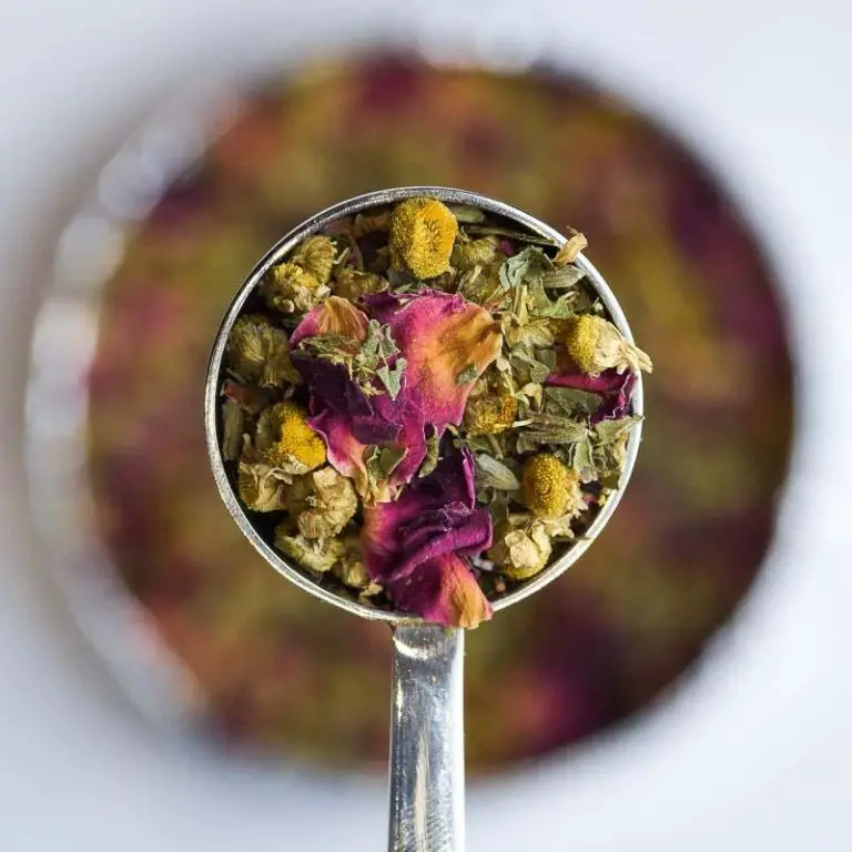 Rose and Chamomile Infused Coconut Oil for Relaxing Teas
