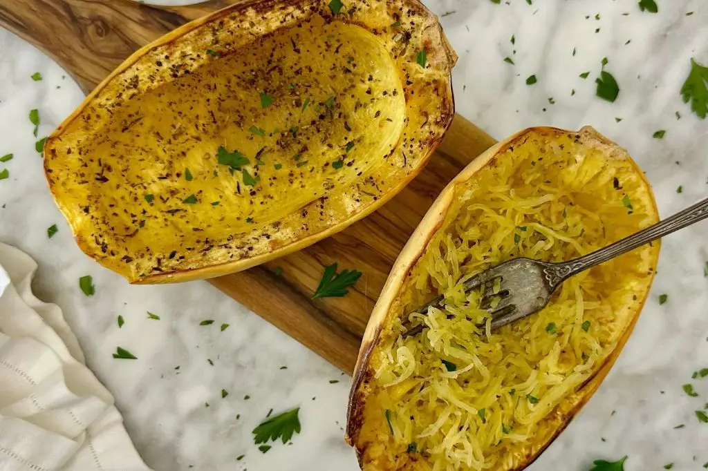 Rosemary and Thyme Spaghetti Squash Air Fryer Slices