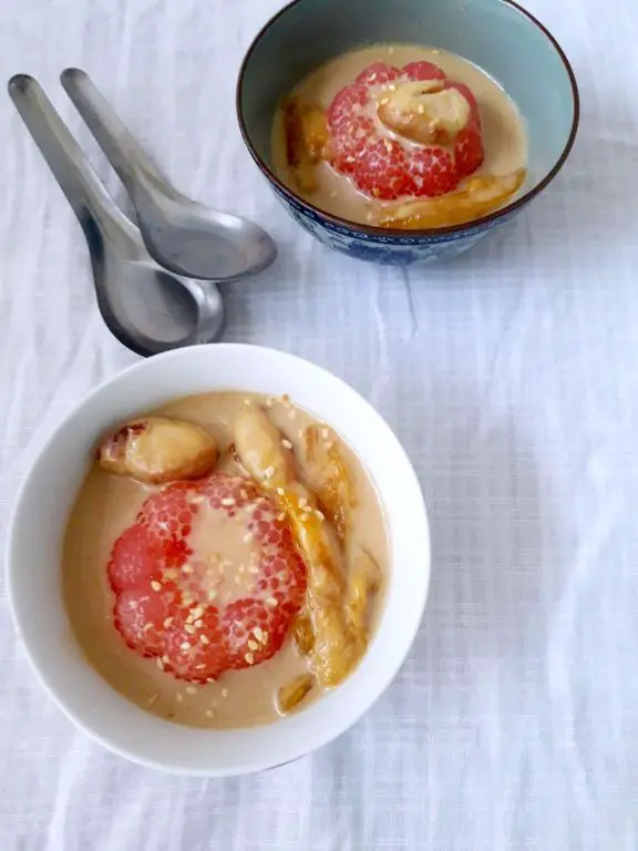 Sago Pearls with Jackfruit and Cream