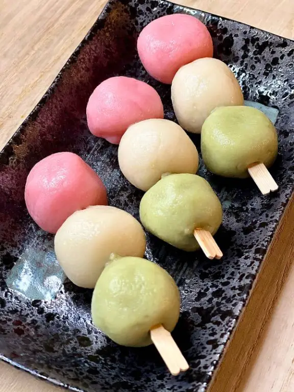 Sakura Blossom Rice Cake (Hanami Dango)