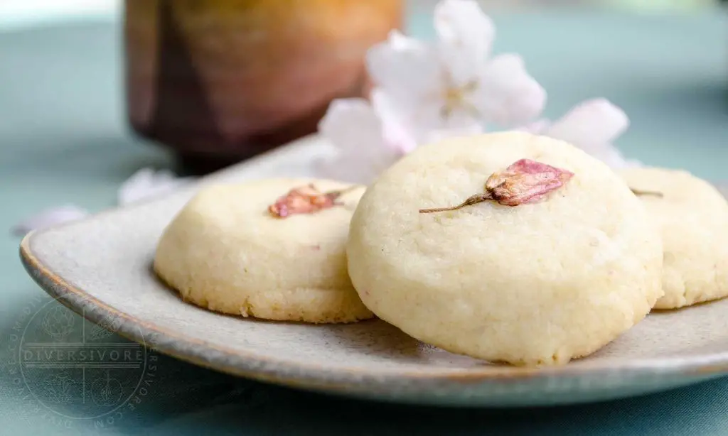 Sakura Petal Shortbread Cookies