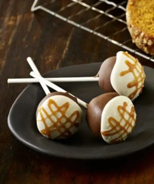 Salted Caramel Cake Pops