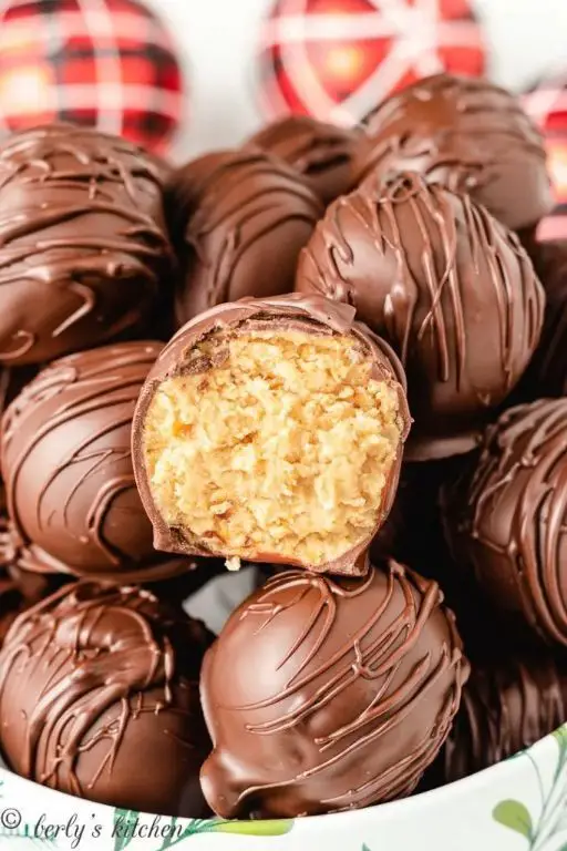 Saltine Cracker Peanut Butter Balls