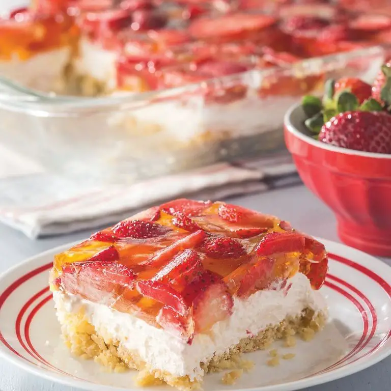 Saltine Cracker Strawberry Shortcake
