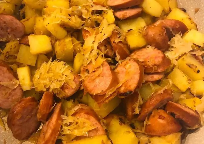 Sausage and Sauerkraut Breakfast Hash