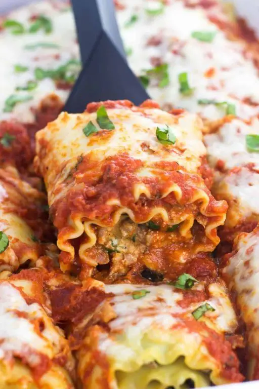 Sausage and Spinach Lasagna Roll-Ups