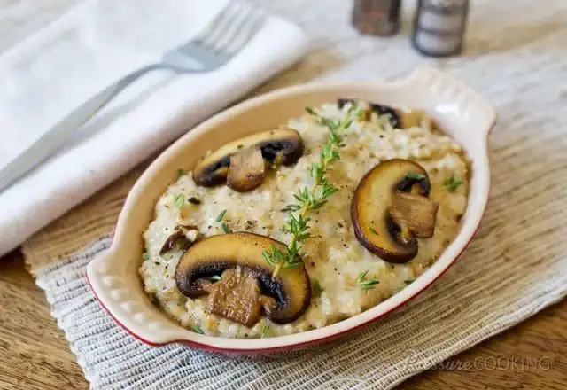 Savory Mushroom and Thyme Oatmeal