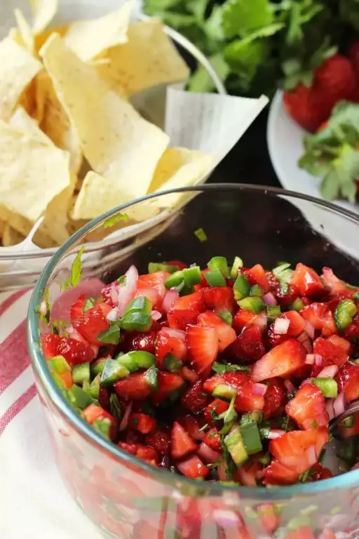 Savory Strawberry Salsa with Chips