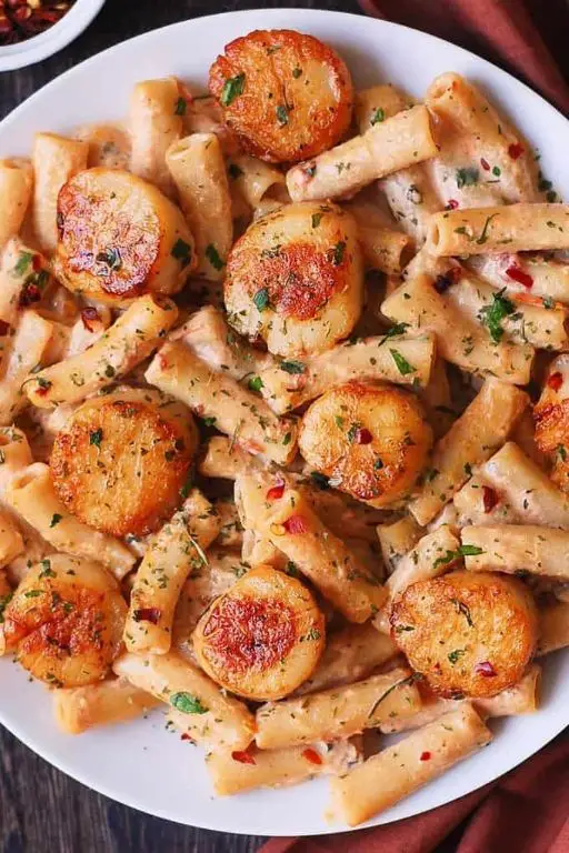 Scallop Pasta with Sun-Dried Tomatoes