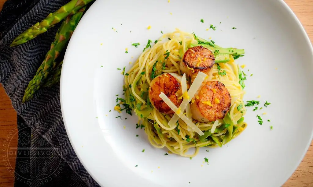 Scallop and Asparagus Linguine