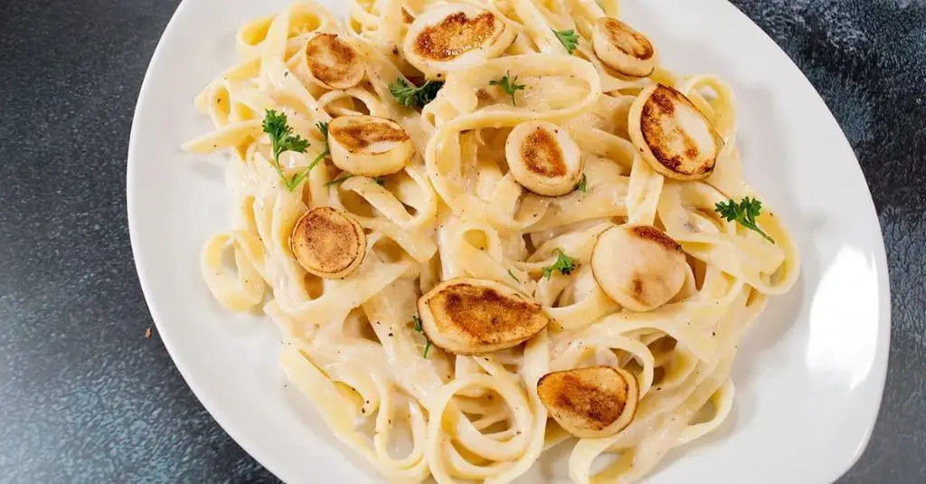 Scallop and Mushroom Alfredo