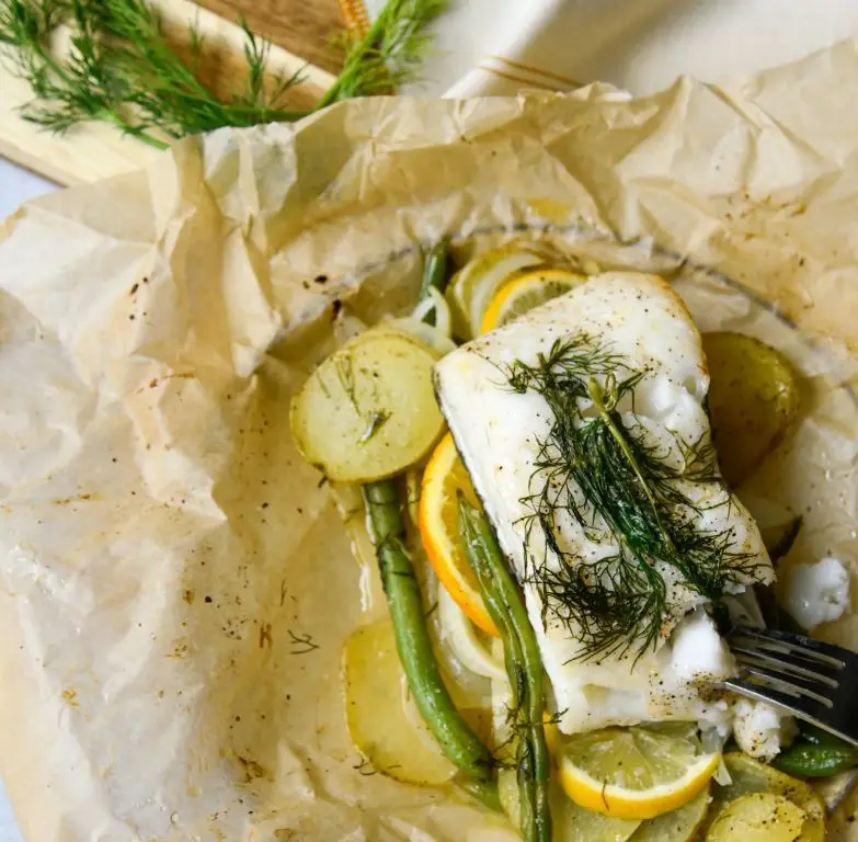 Sea Bass en Papillote with Fennel and Citrus