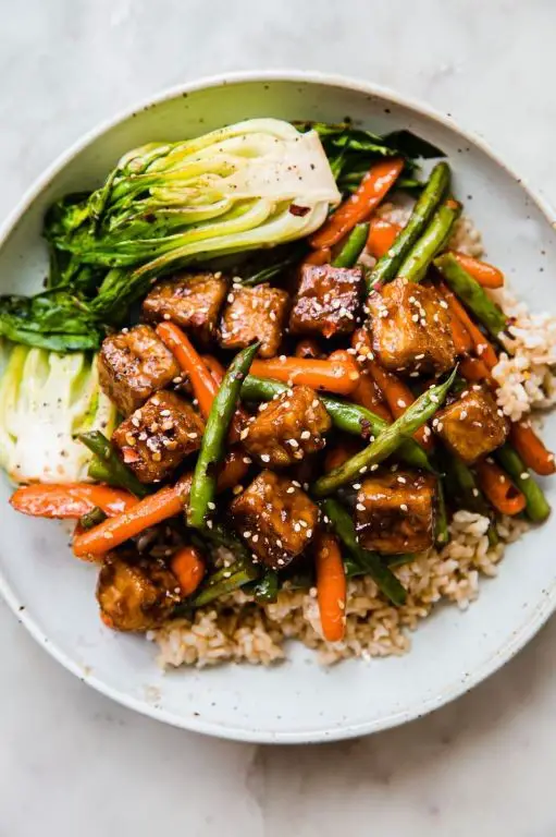 Sesame Tofu Stir-Fry with Kewpie Glaze