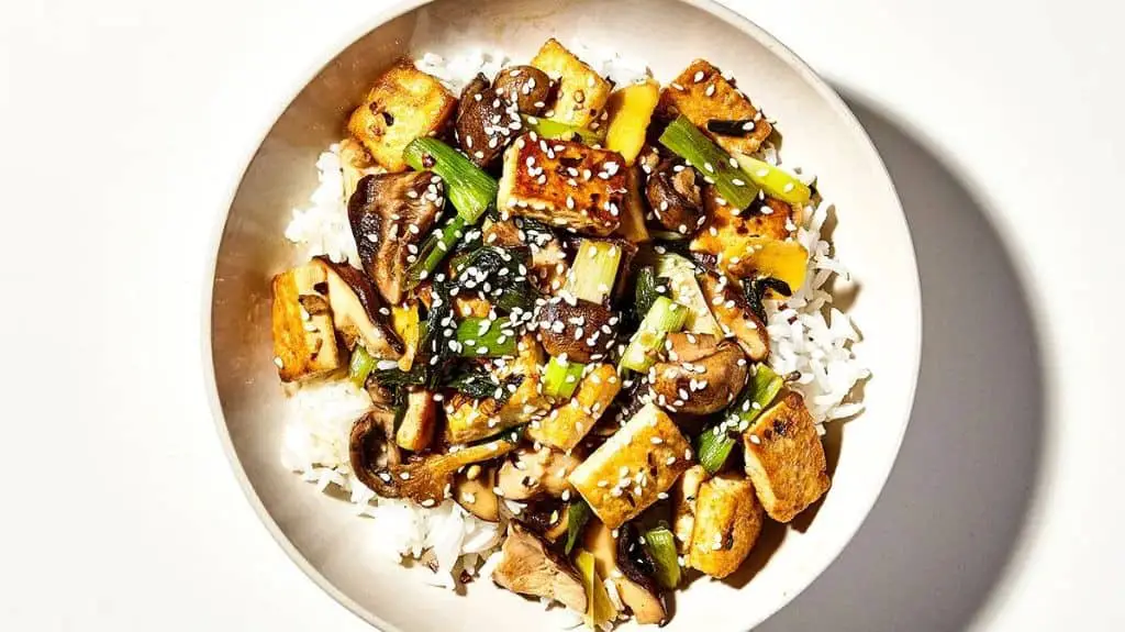 Shiitake Mushroom and Tofu Stir-Fry