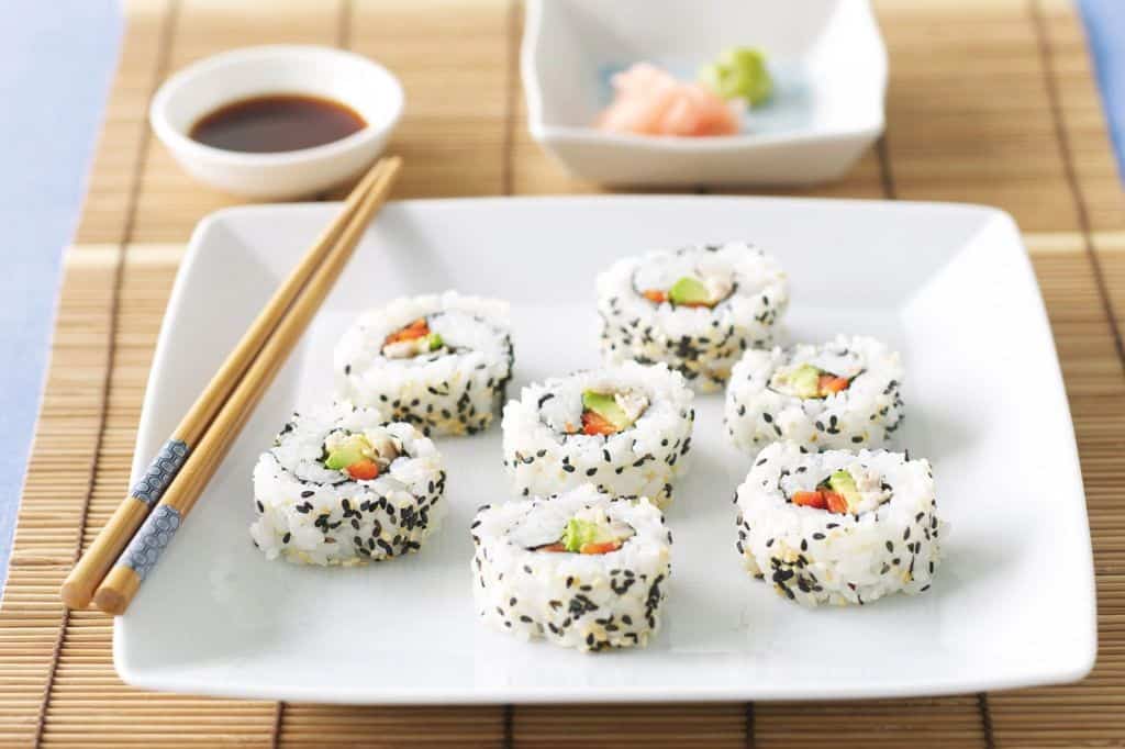 Shredded Chicken and Avocado Sushi Rolls