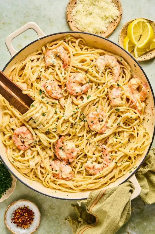 Shrimp Scampi Ragu Alfredo Spaghetti