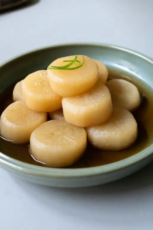 Simmered Daikon in Soy Sauce