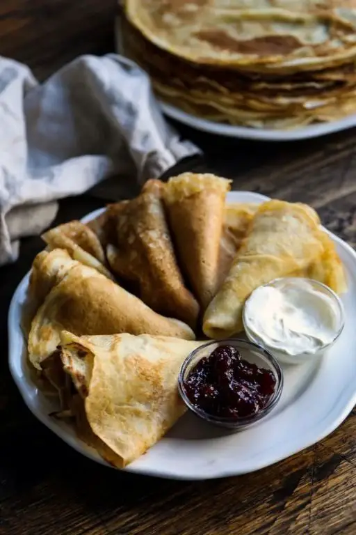Simple Blini with Jam