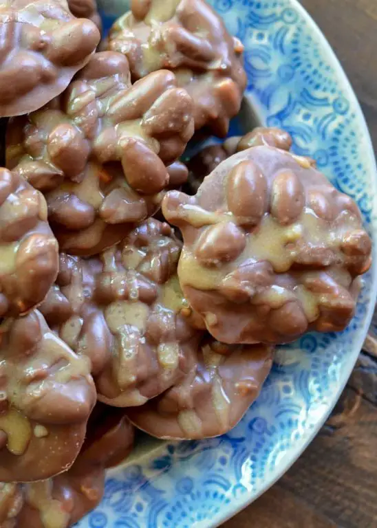 Simple Crockpot Caramel Candy