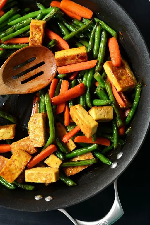 Simple Stir-Fried Tofu with Vegetables