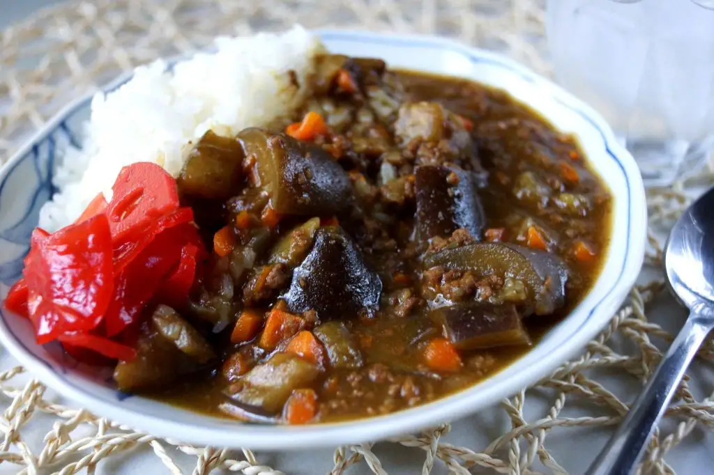 Sliced Beef and Eggplant Curry