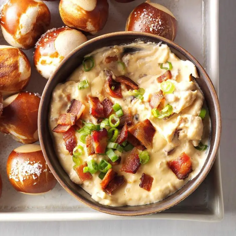 Slow Cooker Bacon Cheddar Dip