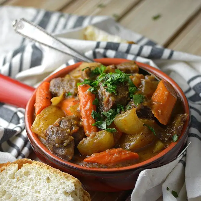 Slow Cooker Beef Stew with Vegetables