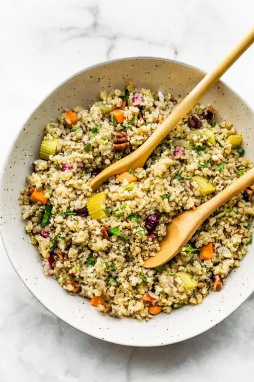 Slow Cooker Cauliflower and Quinoa Pilaf