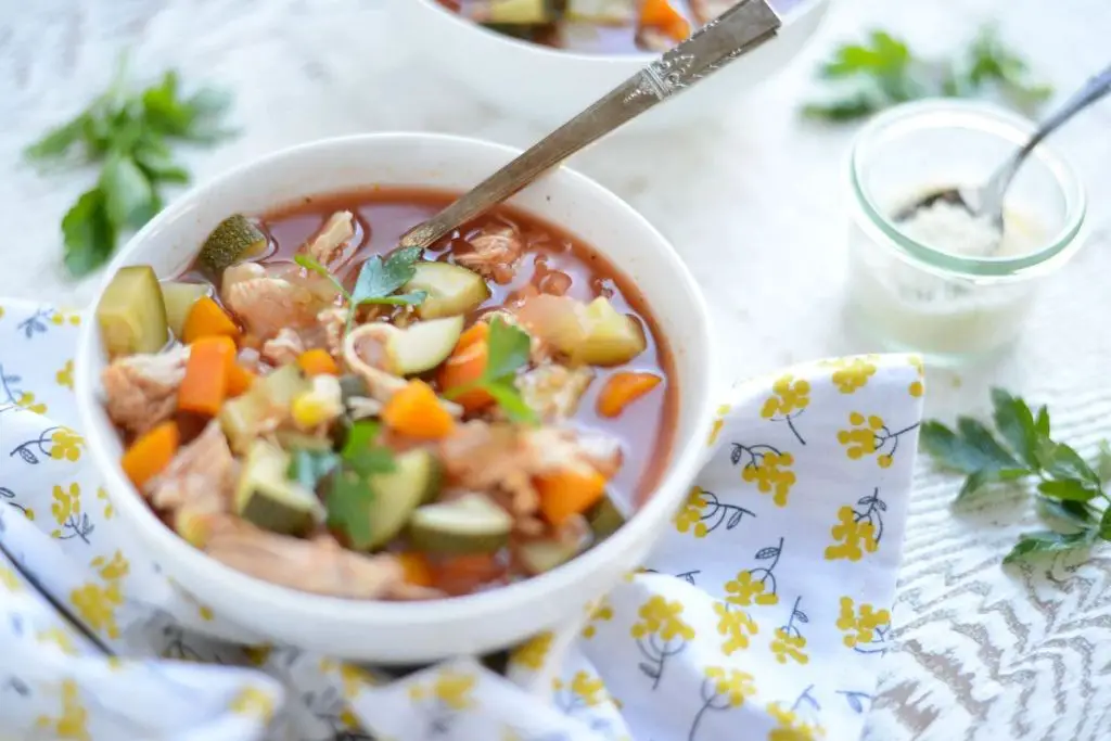 Slow Cooker Chicken and Quinoa Stew