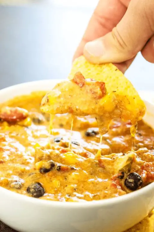 Slow Cooker Chili Cheese Dip