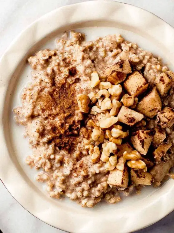 Slow Cooker Cinnamon Apple Oatmeal for Two