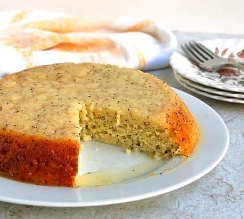 Slow Cooker Lemon Poppy Seed Cake