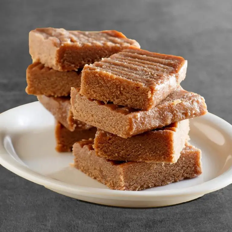 Slow Cooker Peanut Butter Fudge