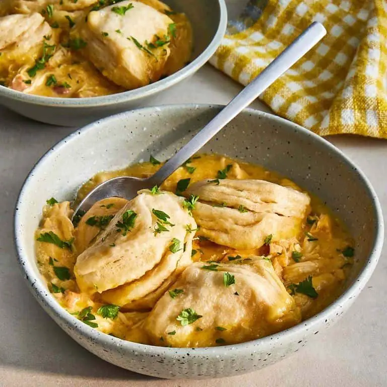 Slow Cooker Spring Chicken and Dumplings