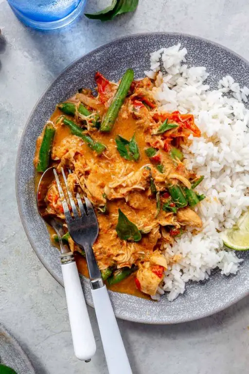 Slow Cooker Thai Red Curry with Vegetables