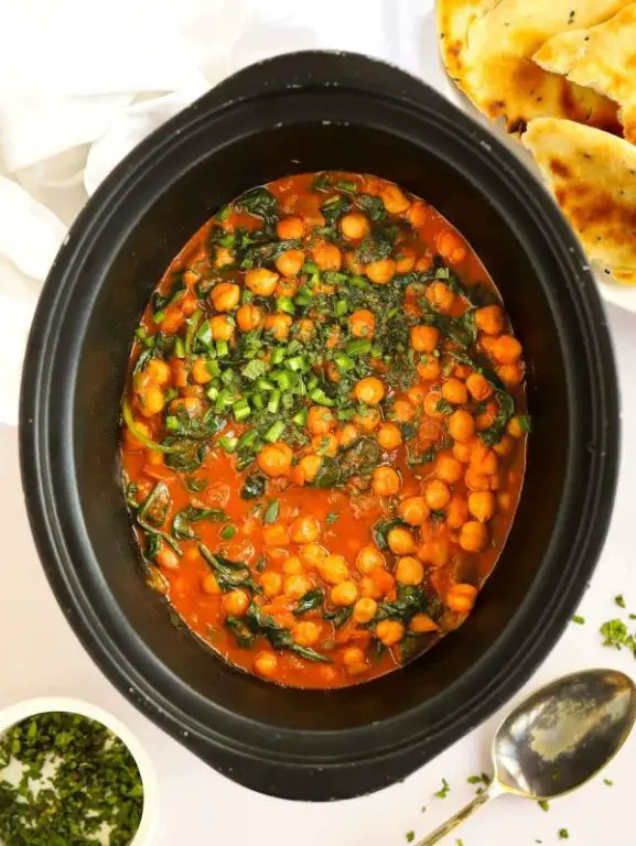 Slow Cooker Vegan Chickpea Curry