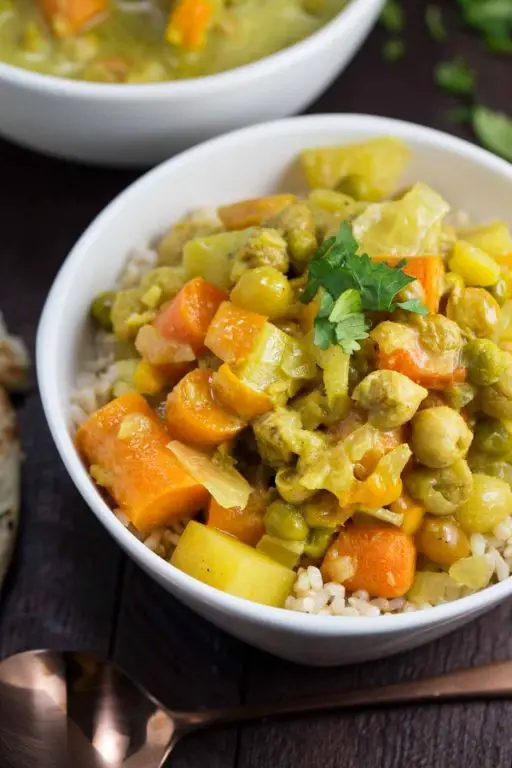 Slow Cooker Yellow Curry with Tofu