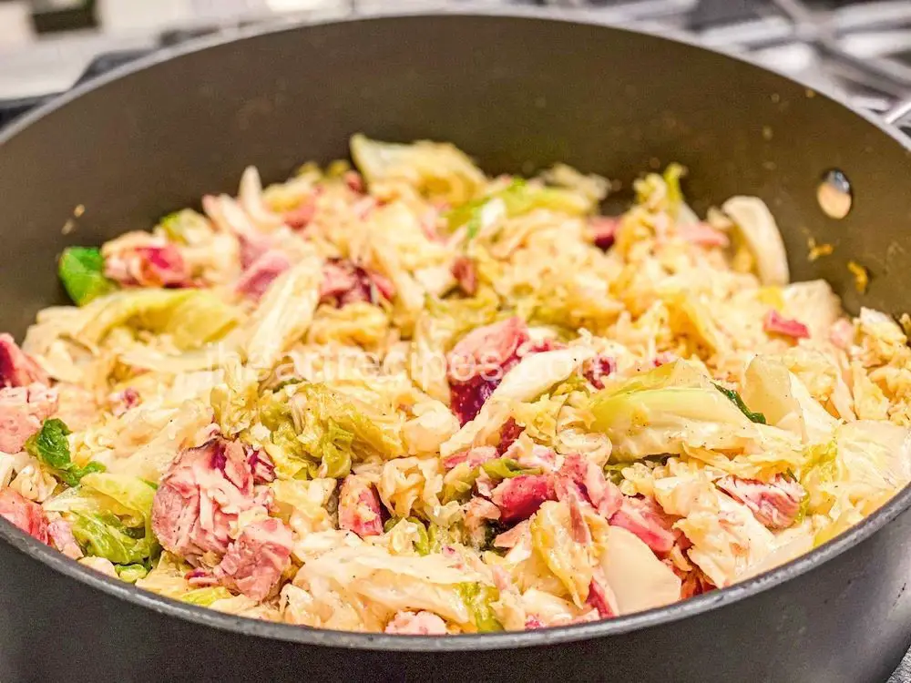 Slow-Cooked Cabbage and Smoked Turkey