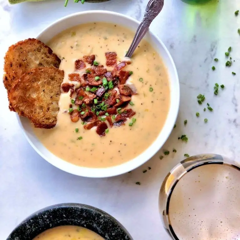 Smoky Bacon Kentucky Beer Cheese Soup