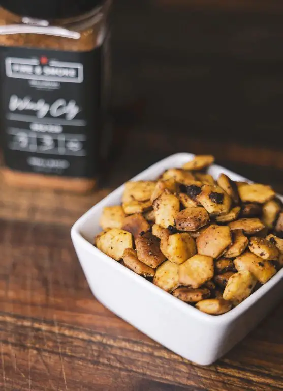 Smoky Barbecue Oyster Crackers