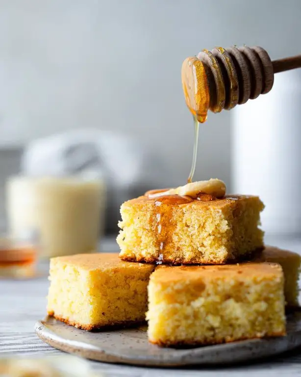 Sourdough Discard Cornbread