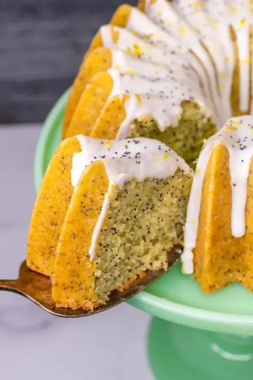 Sourdough Discard Lemon Poppy Seed Cake