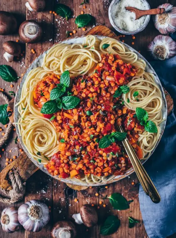 Spaghetti with Lentil Bolognese